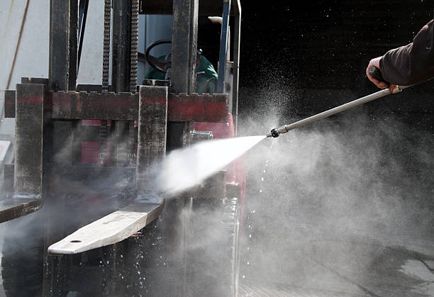 Best Warehouse Cleaning  in Otsego, MI